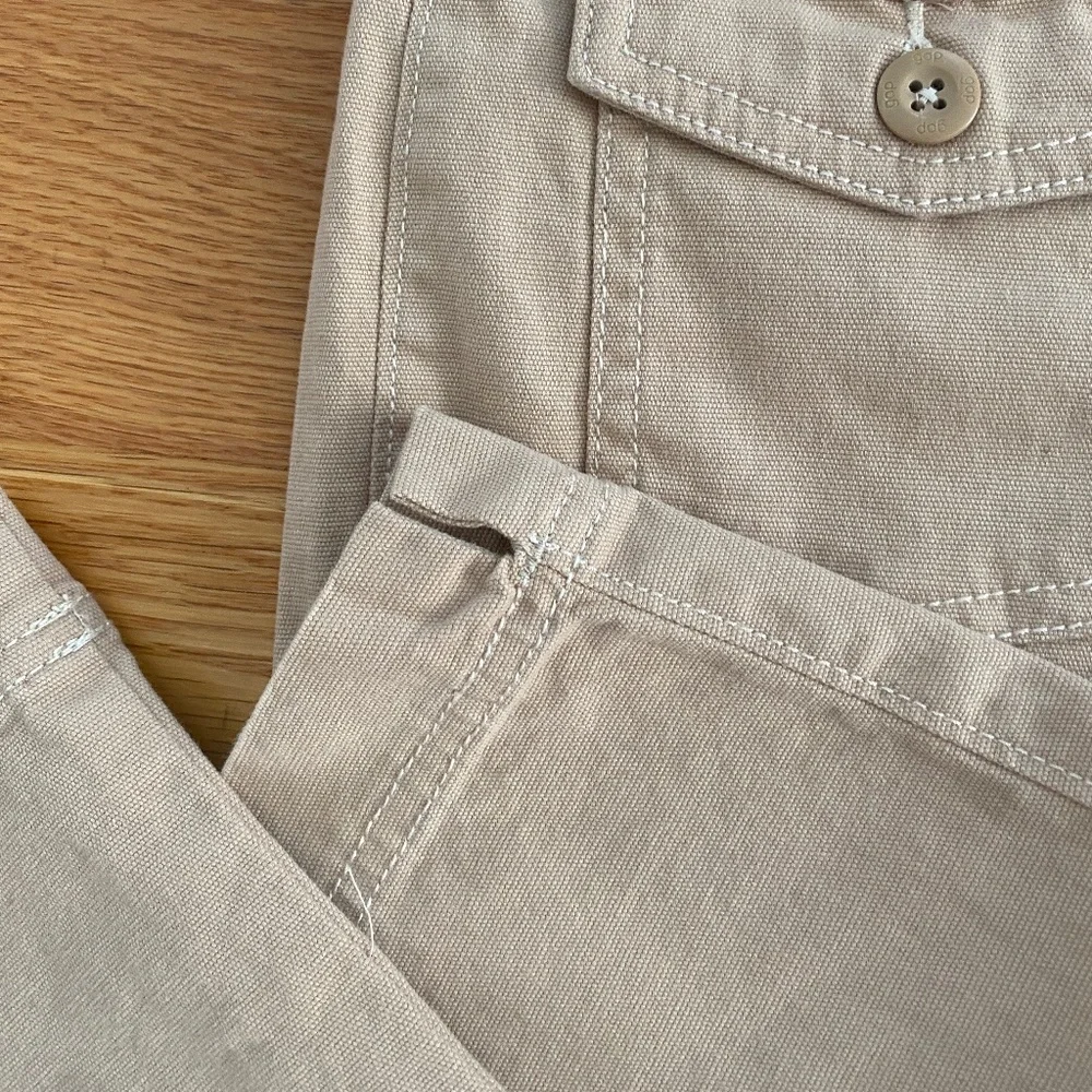 GapKids Khaki Crops + Graphic Short-Sleeve Tee XXL (14-16)